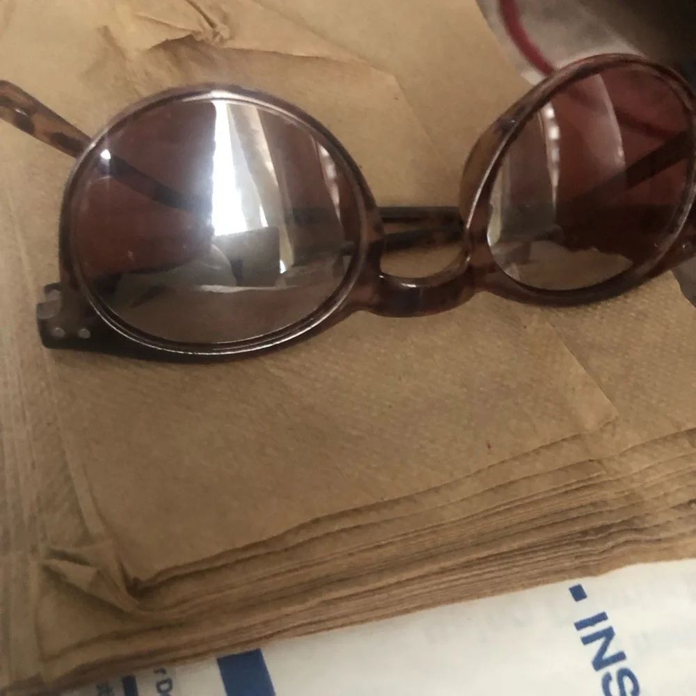 Brown Tortoiseshell Round Sunglasses